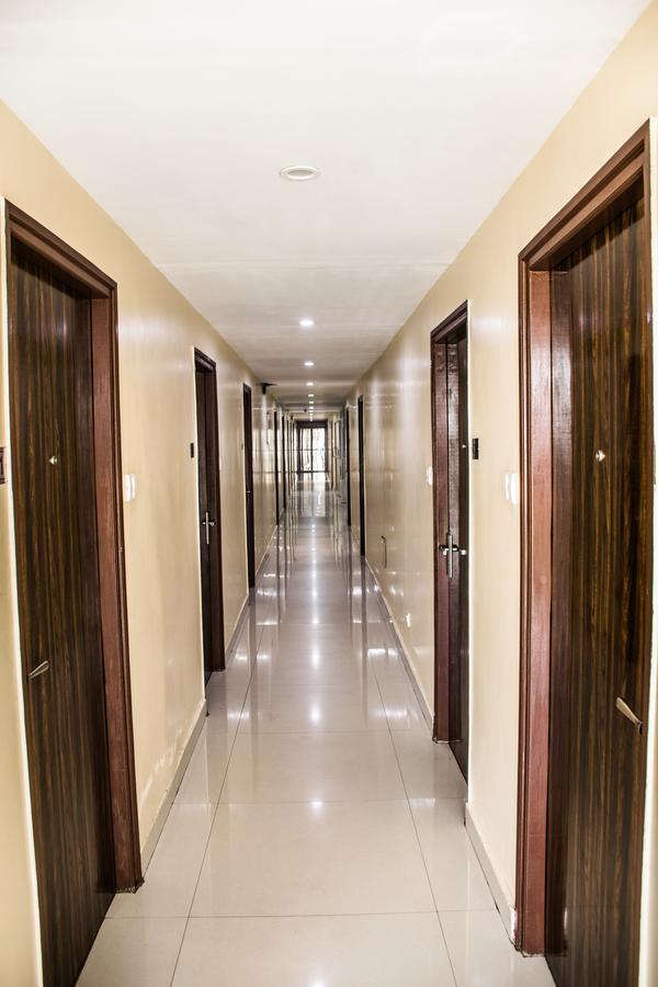 Hotel Platinum Kolkata Ngoại thất bức ảnh